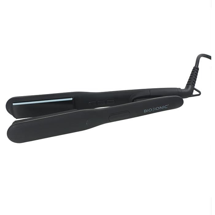 Hair straightener with silicone strips store