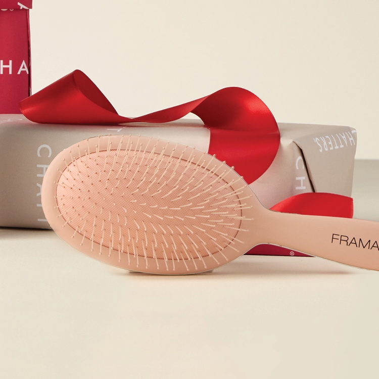 Product Image of Holiday Brush