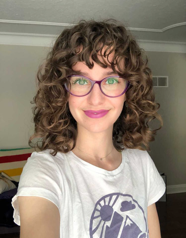 curly hairstyle
